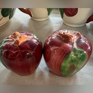 Franciscan Apple Salt and Pepper Shakers 2 1/4" USA Earthenware Handpainted